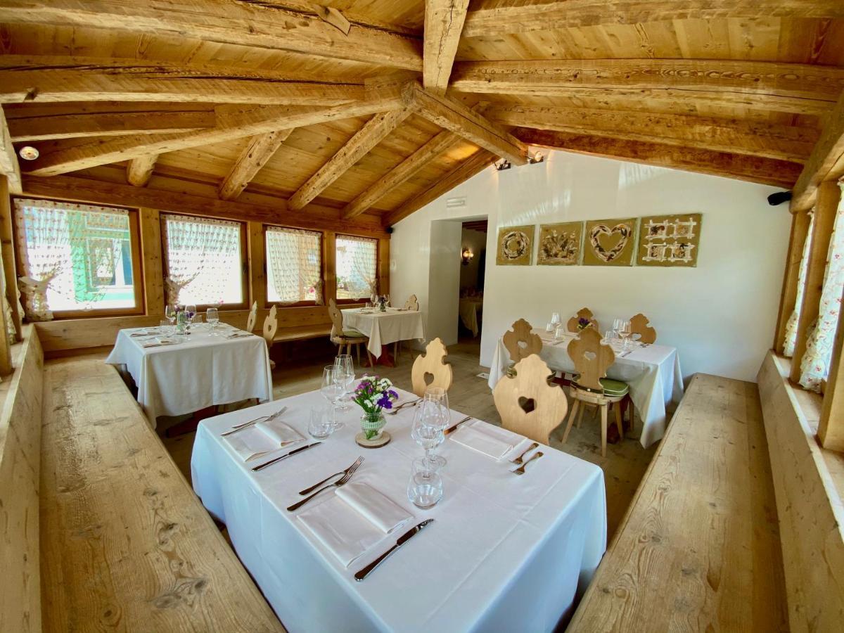 Hotel Ristorante Rifugio Ospitale Cortina dʼAmpezzo Esterno foto