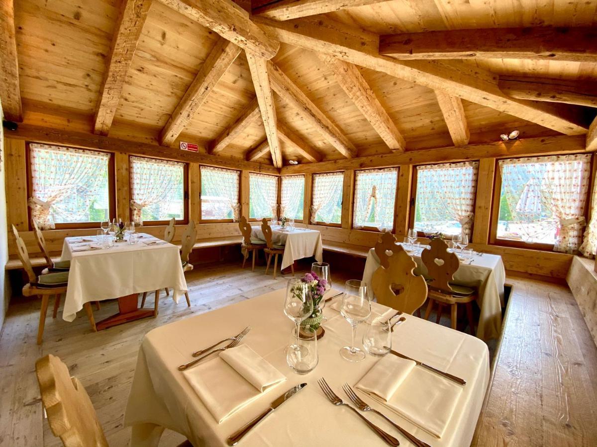 Hotel Ristorante Rifugio Ospitale Cortina dʼAmpezzo Esterno foto
