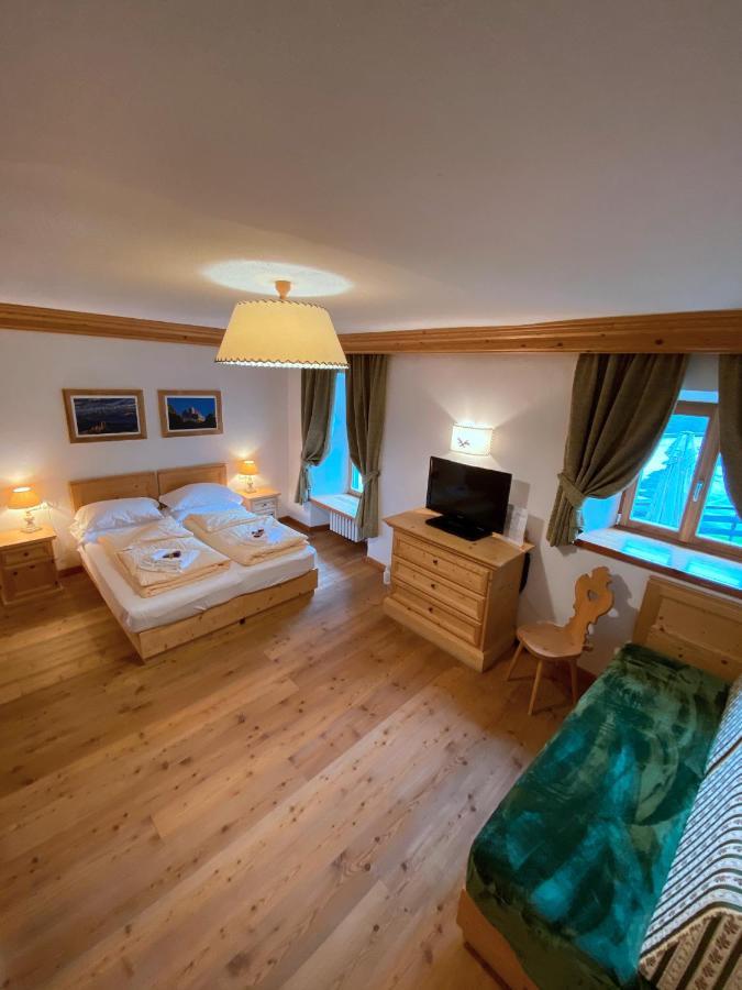Hotel Ristorante Rifugio Ospitale Cortina dʼAmpezzo Esterno foto