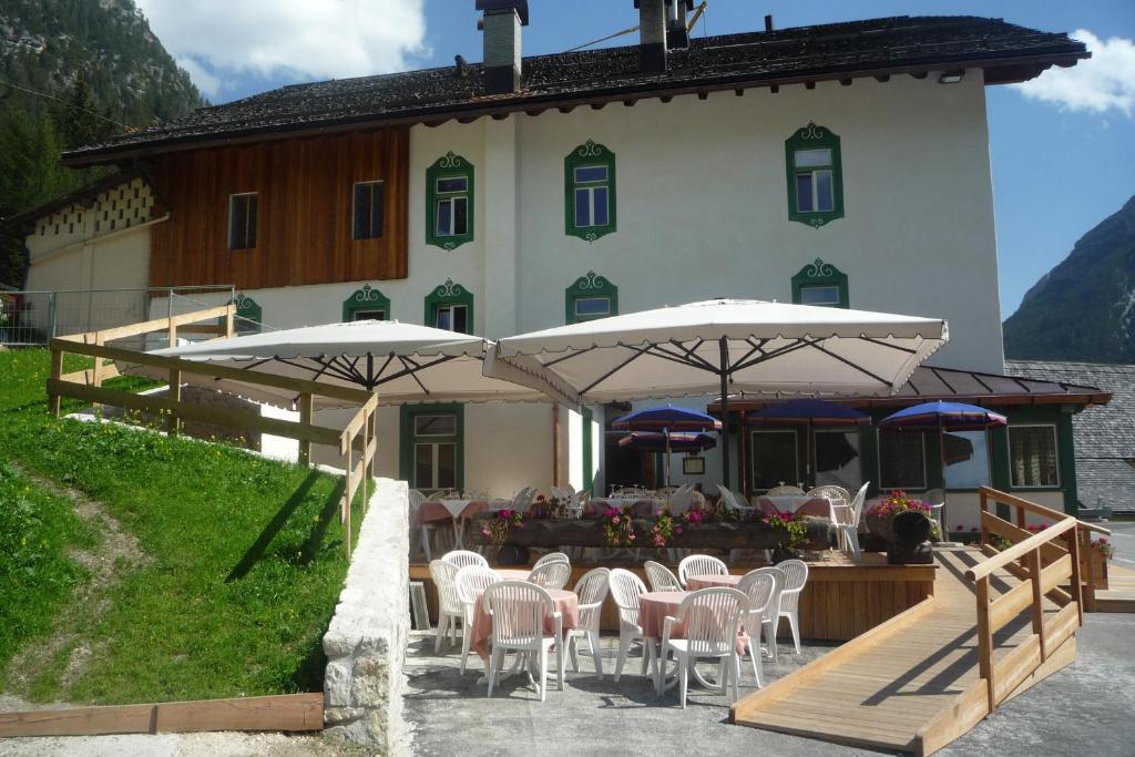 Hotel Ristorante Rifugio Ospitale Cortina dʼAmpezzo Esterno foto