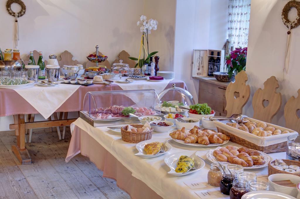 Hotel Ristorante Rifugio Ospitale Cortina dʼAmpezzo Esterno foto