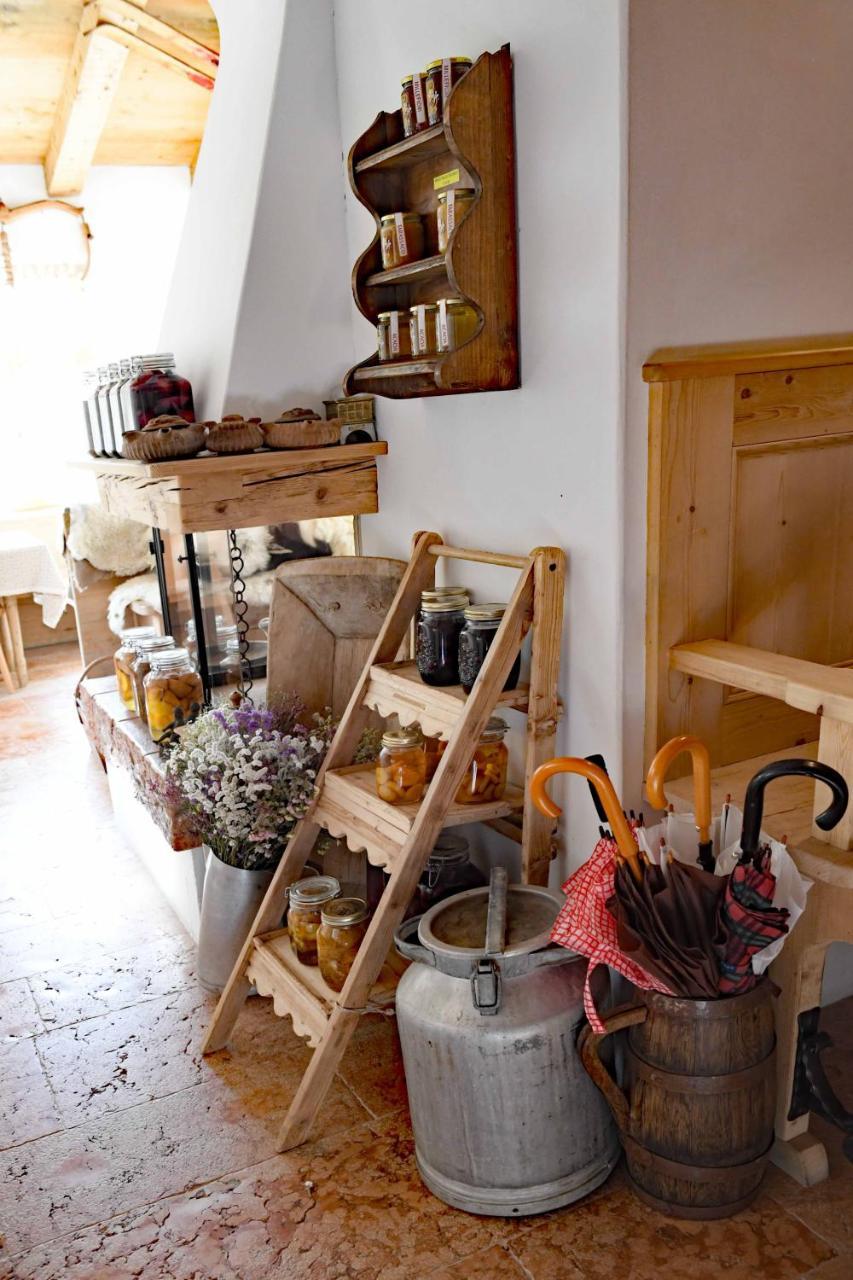 Hotel Ristorante Rifugio Ospitale Cortina dʼAmpezzo Esterno foto