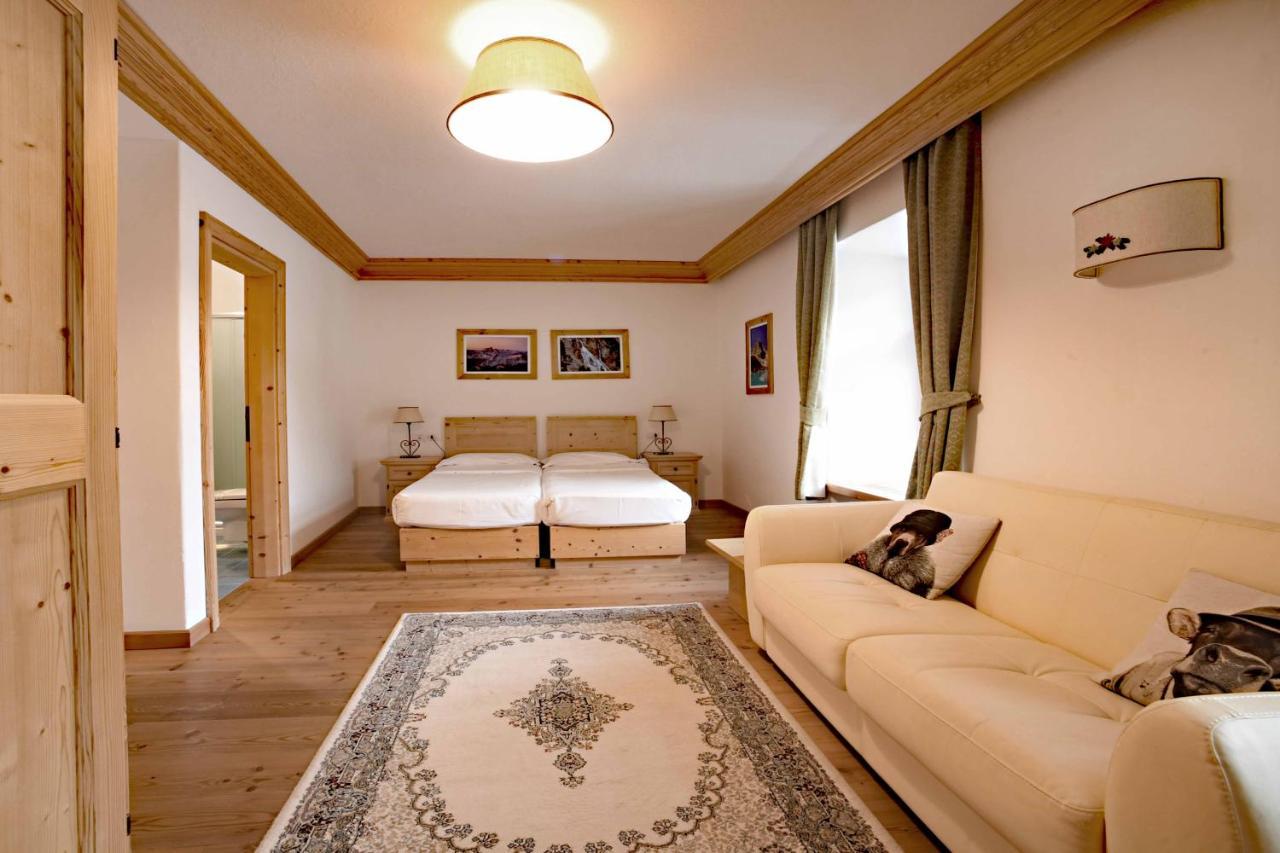 Hotel Ristorante Rifugio Ospitale Cortina dʼAmpezzo Esterno foto